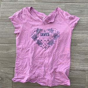 🔥3 for $5 Lilac Purple Levi’s Short Sleeve Top